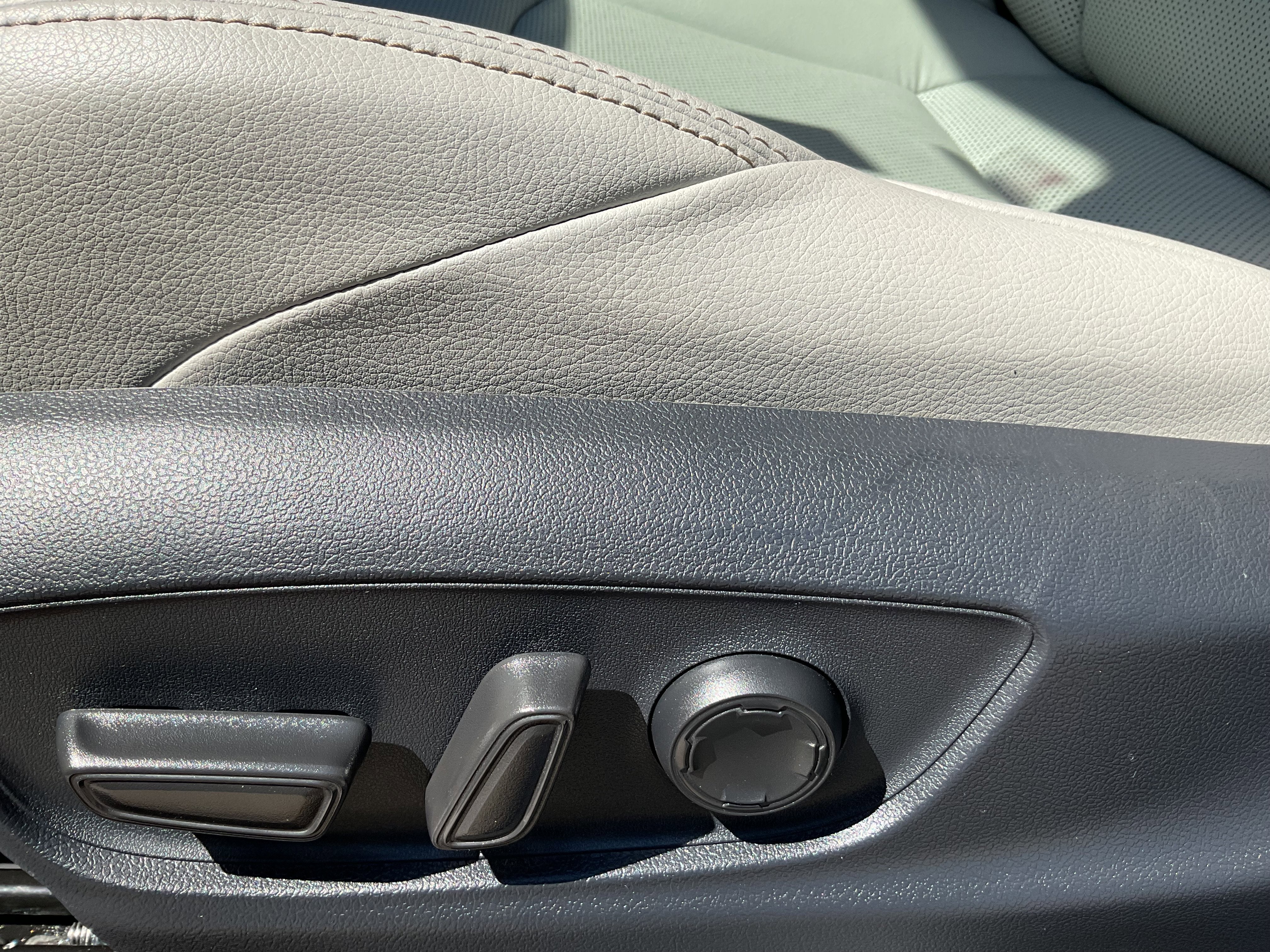 2025 Toyota TACOMA LIMITED TRD Sport