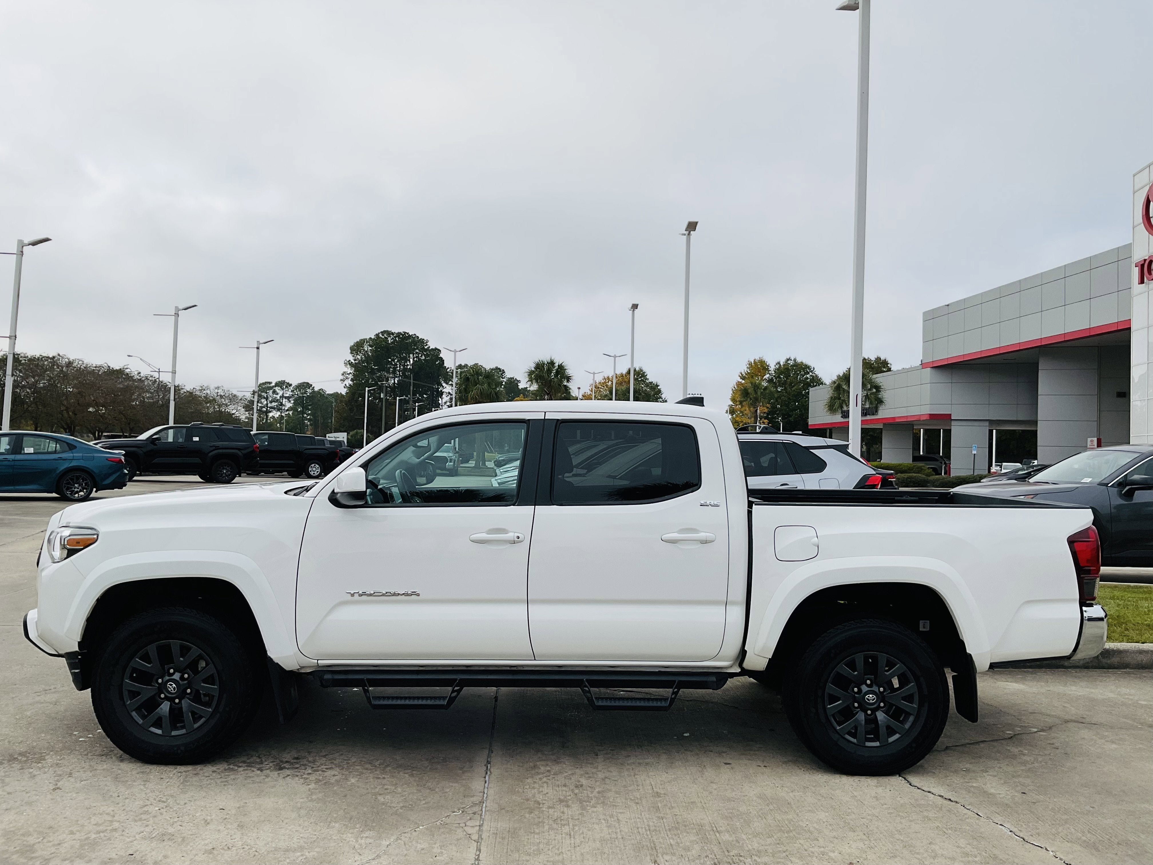 2023 Toyota TACOMA SR5 SR5