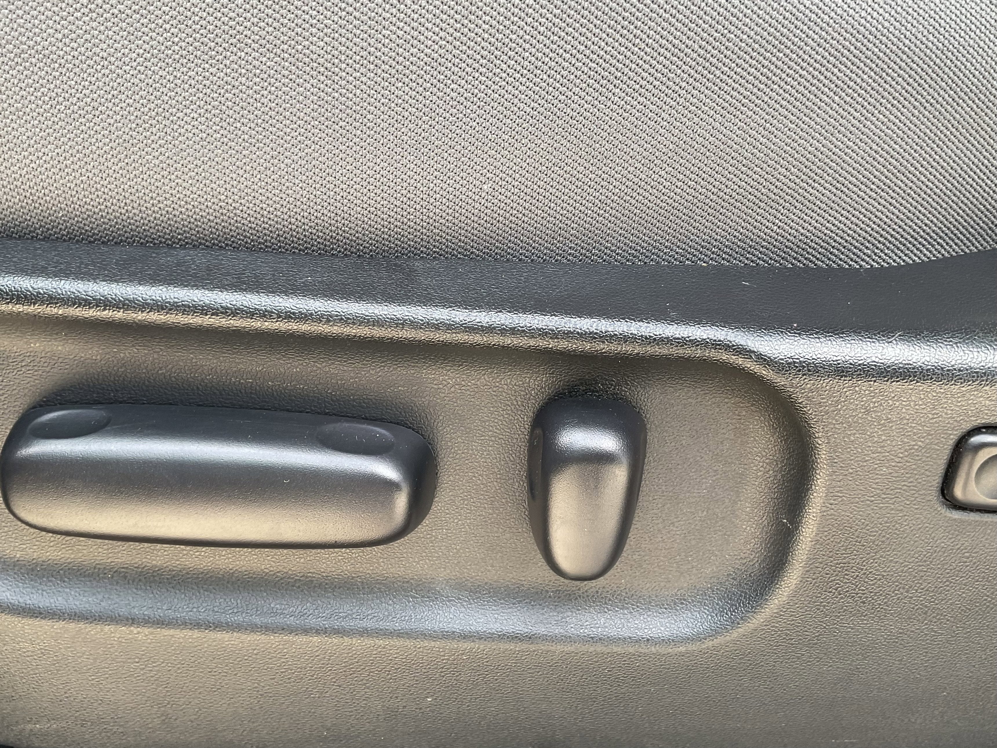 2023 Toyota TACOMA SR5 SR5