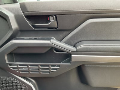 2024 Toyota TACOMA SR5 SR5