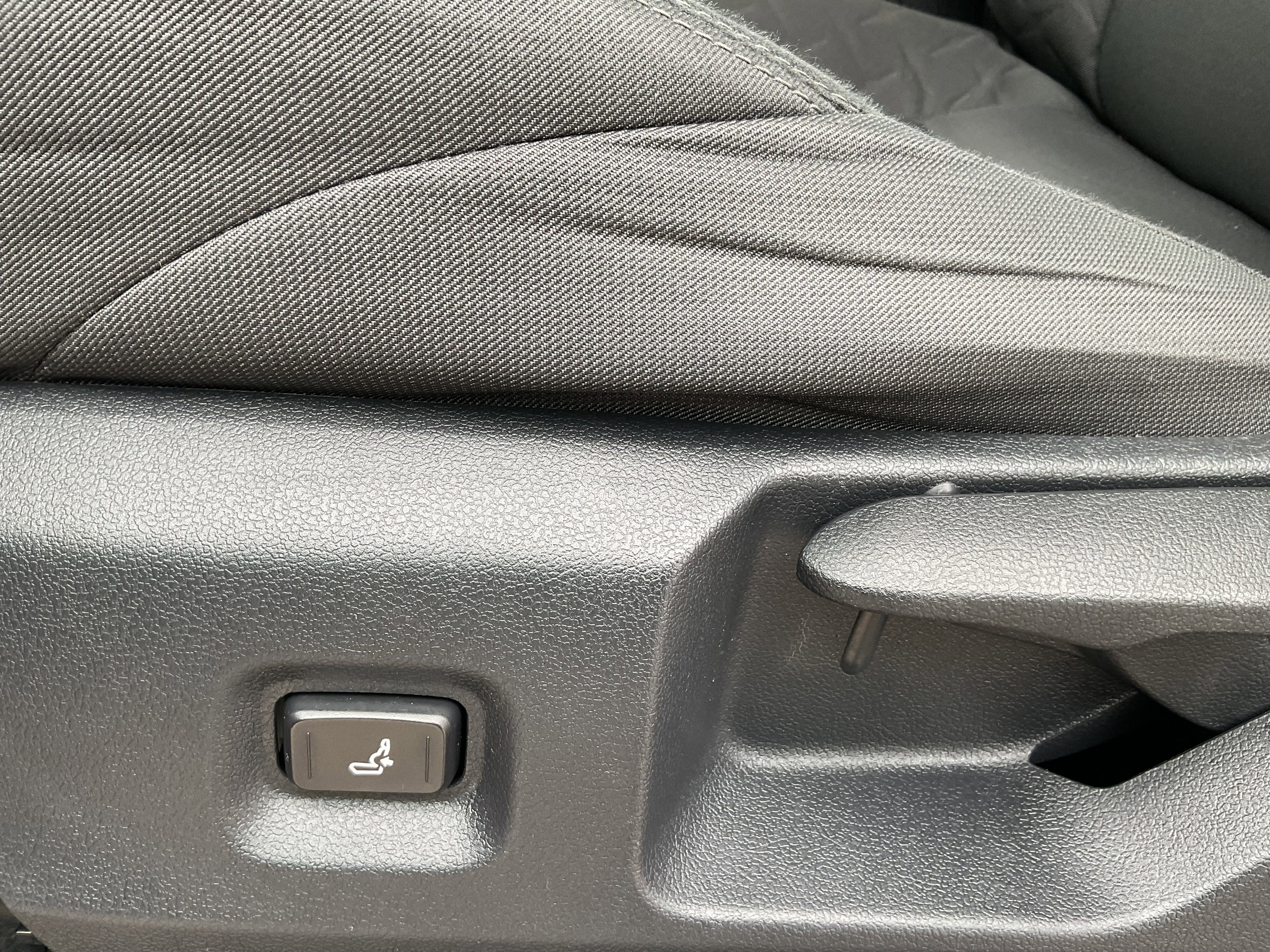 2024 Toyota TACOMA SR5 SR5