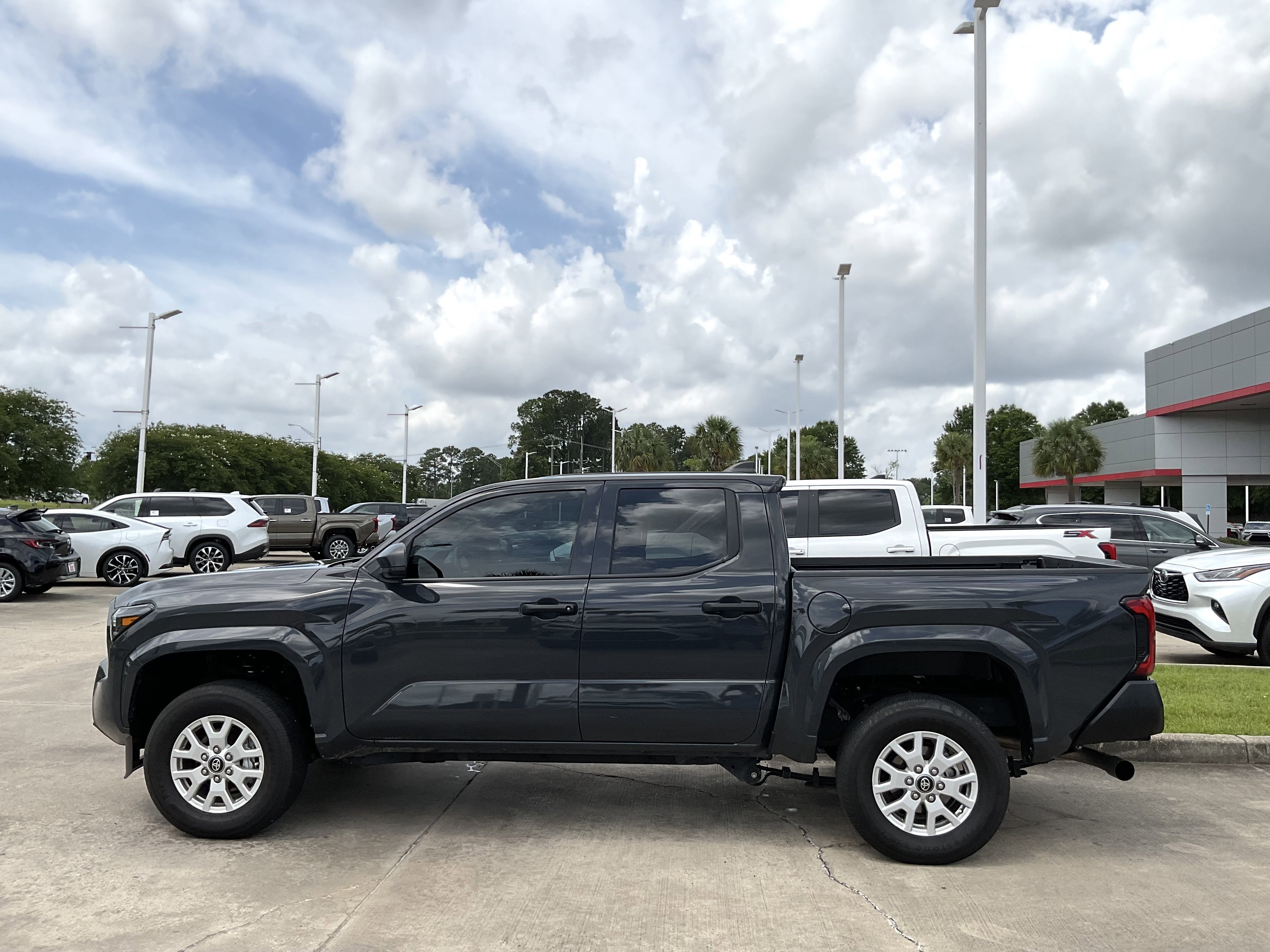 2025 Toyota TACOMA SR SR