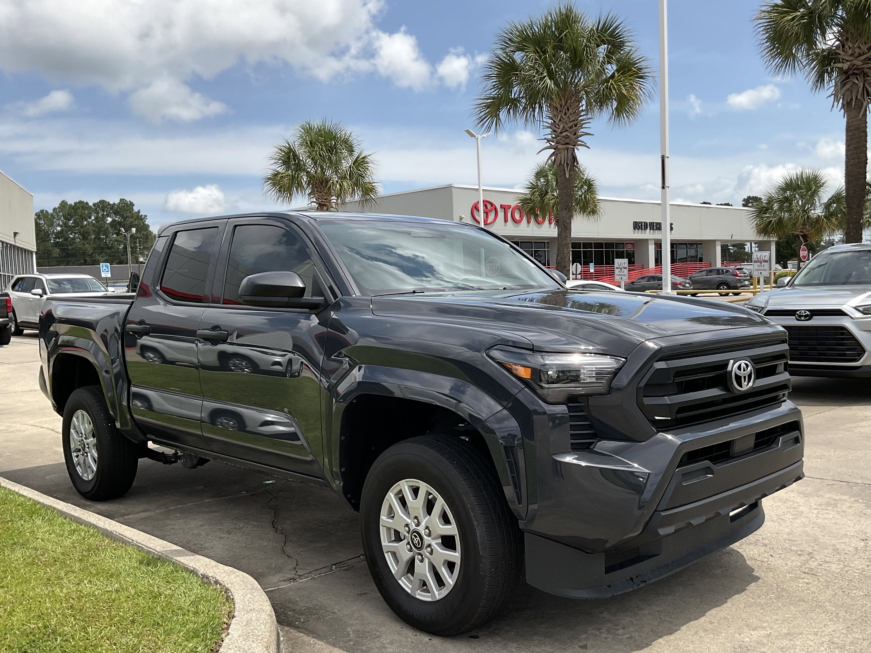 2025 Toyota TACOMA SR SR