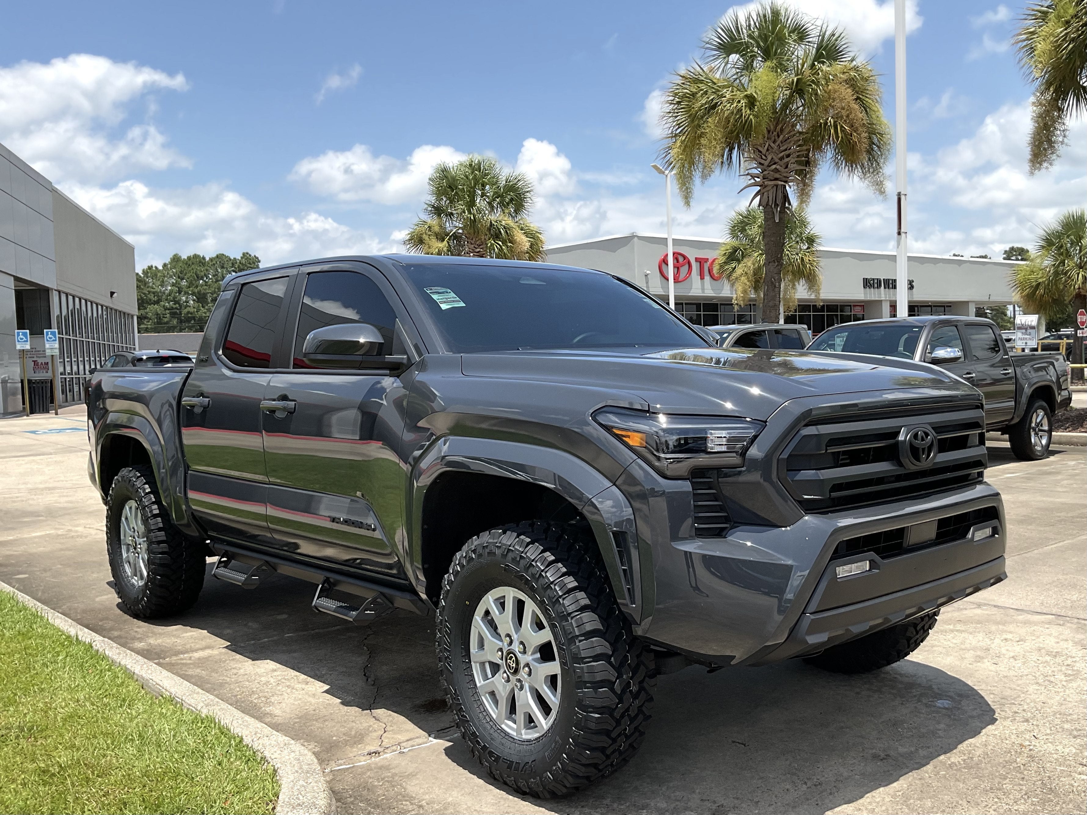 2025 Toyota Tacoma SR5