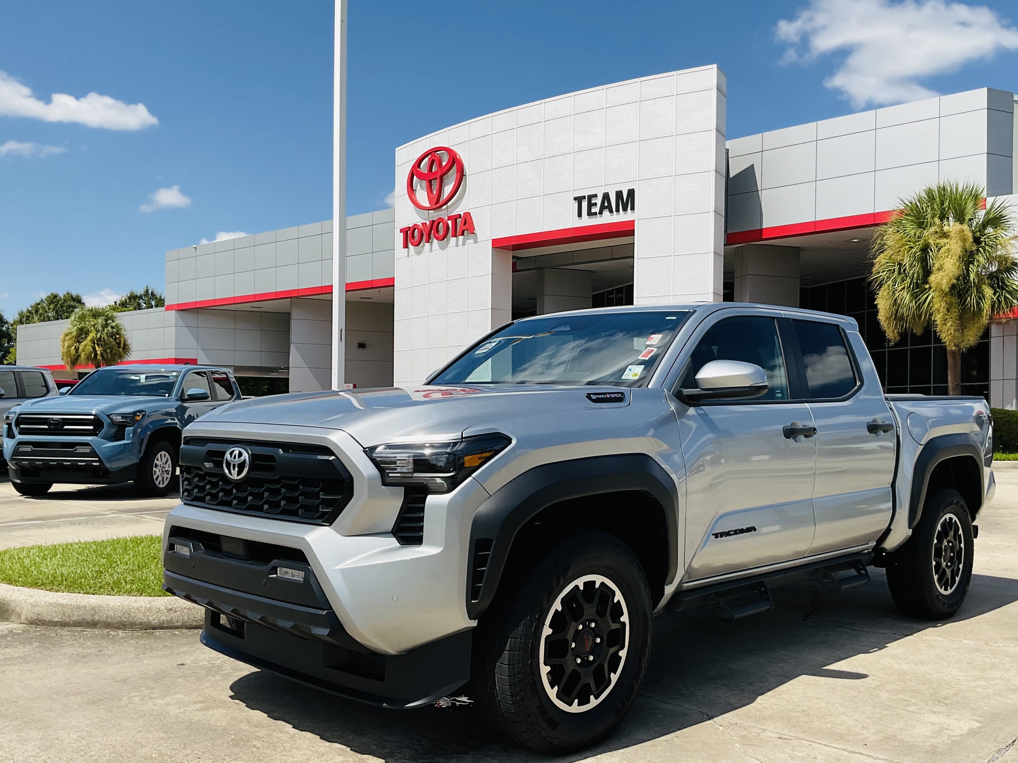 2025 Toyota Tacoma i-FORCE MAX TRD Off Road Hybrid
