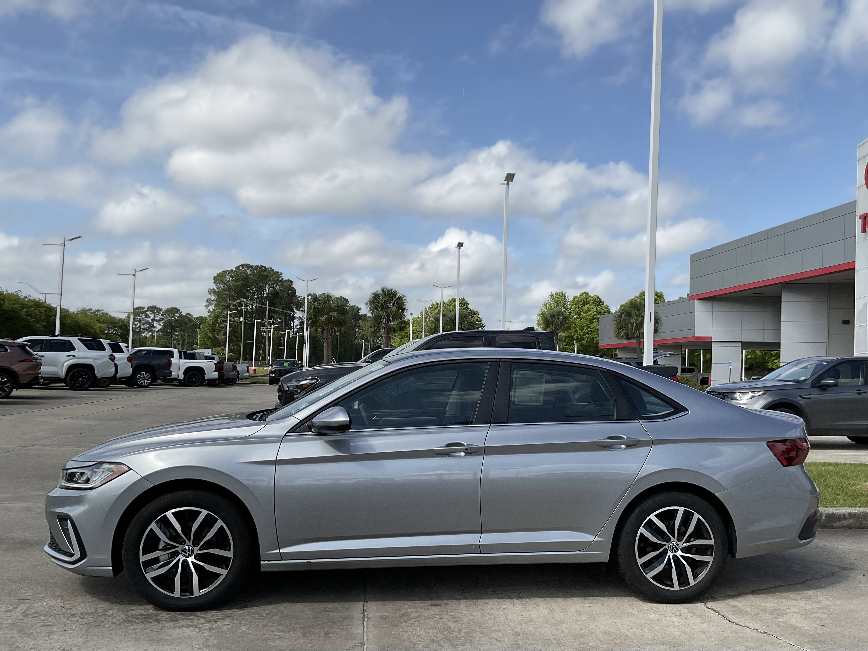 2025 Volkswagen Jetta SE