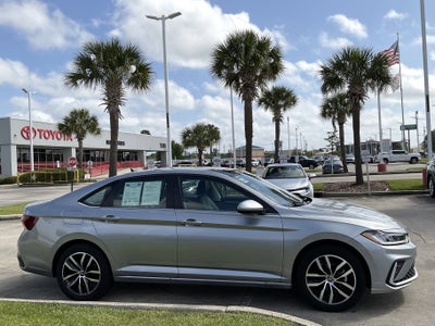 2025 Volkswagen Jetta SE