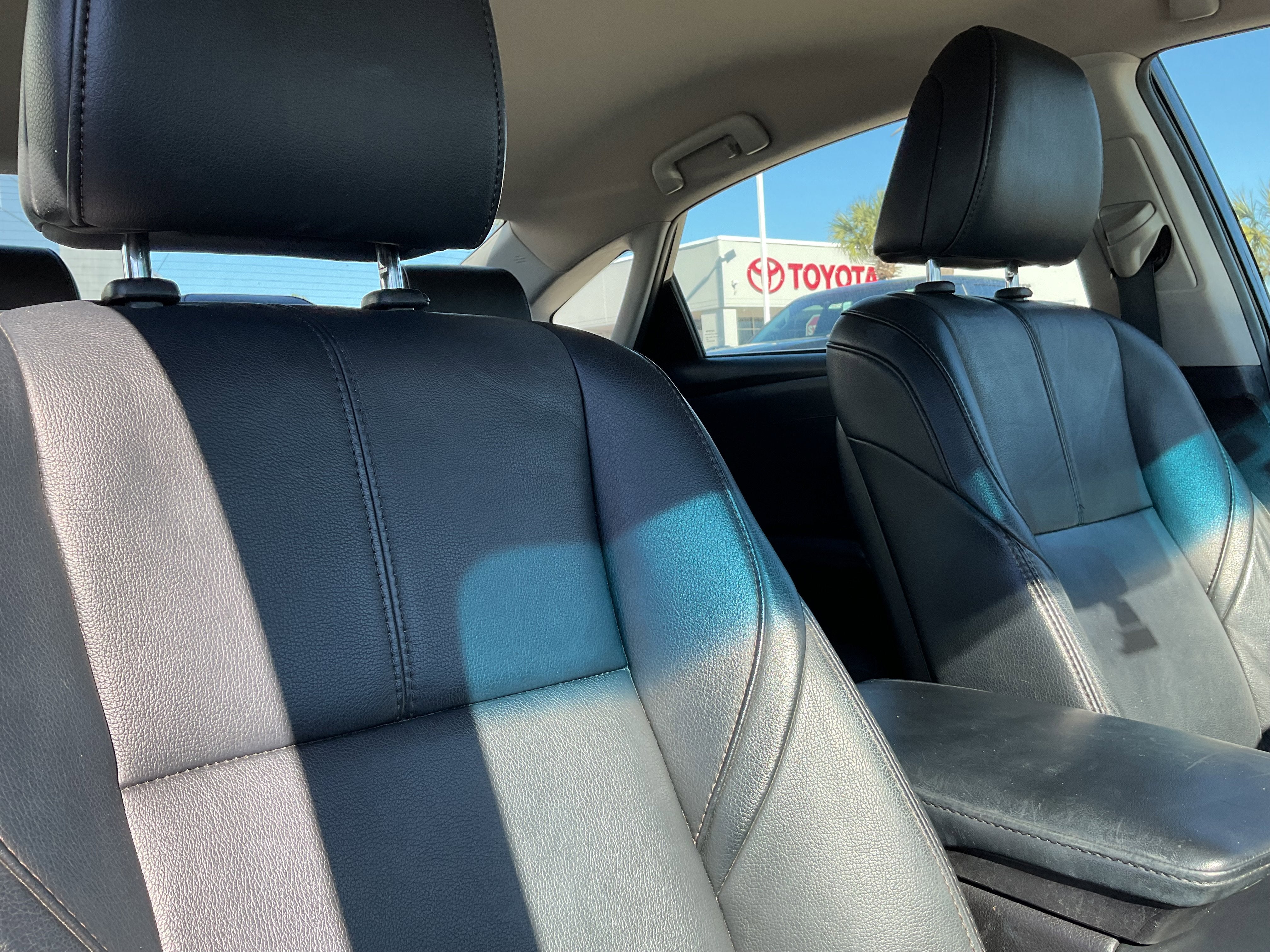 2016 Toyota AVALON XLE Premium