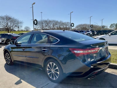 2016 Toyota AVALON XLE Premium