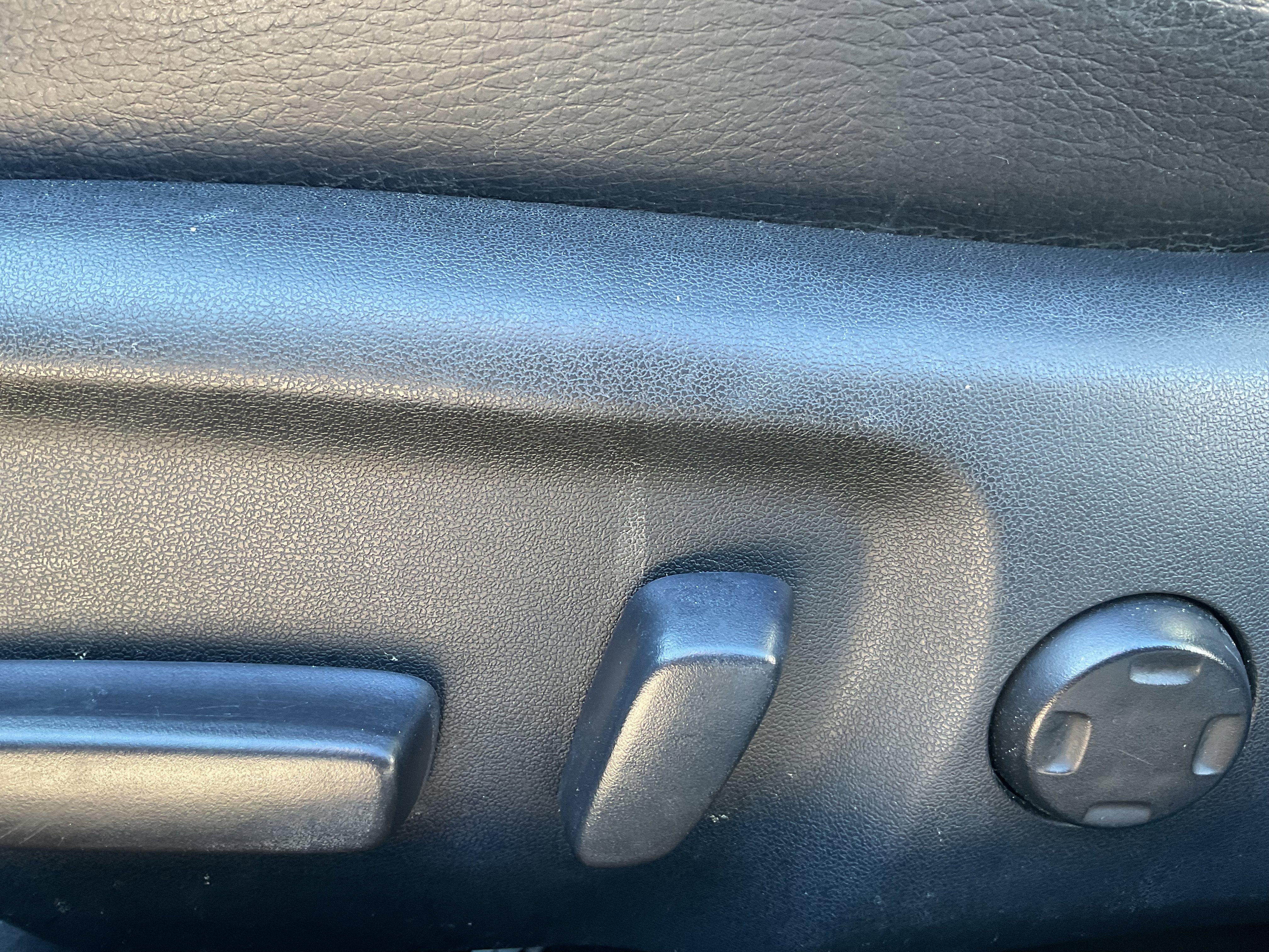 2016 Toyota AVALON XLE Premium