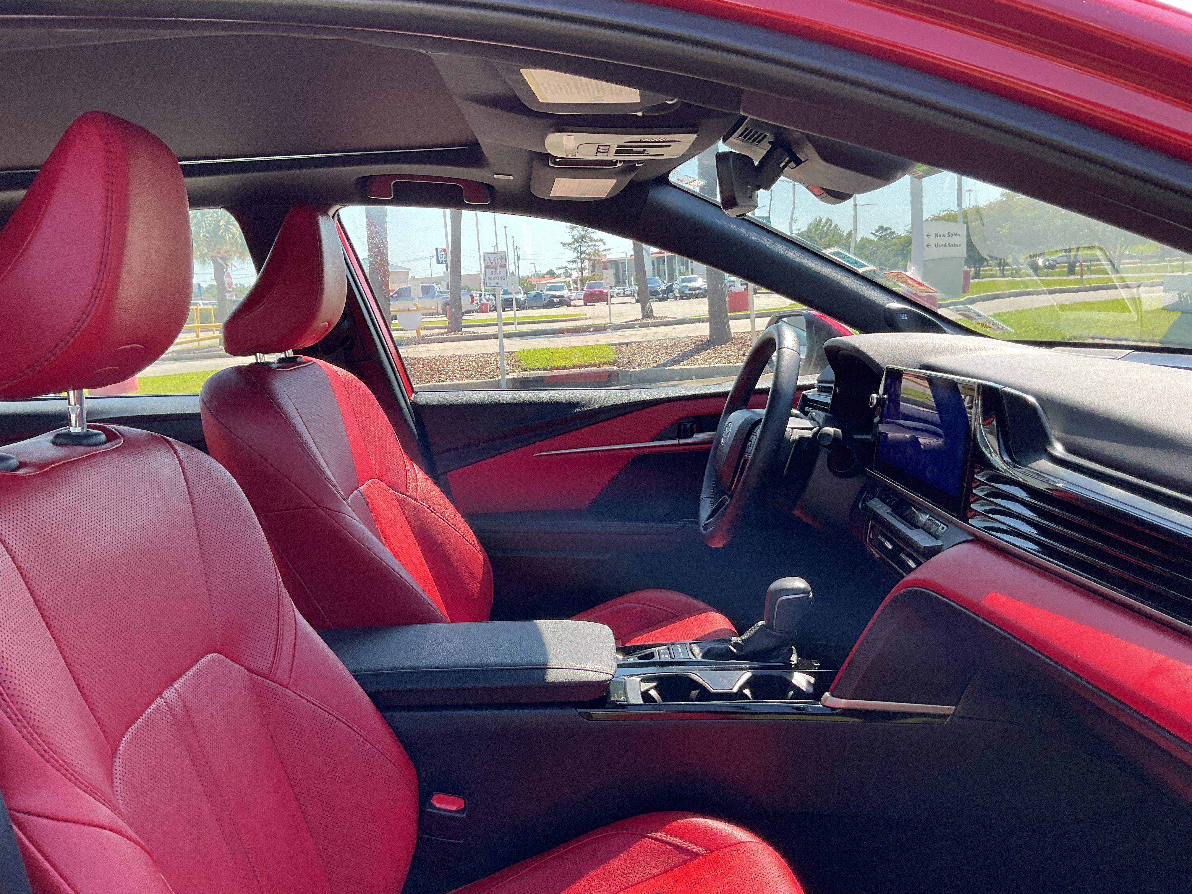 2025 Toyota CAMRY XSE