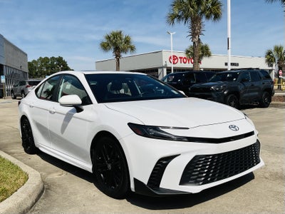 2025 Toyota CAMRY SE