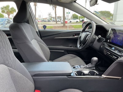 2025 Toyota CAMRY LE