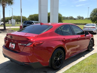 2025 Toyota CAMRY SE