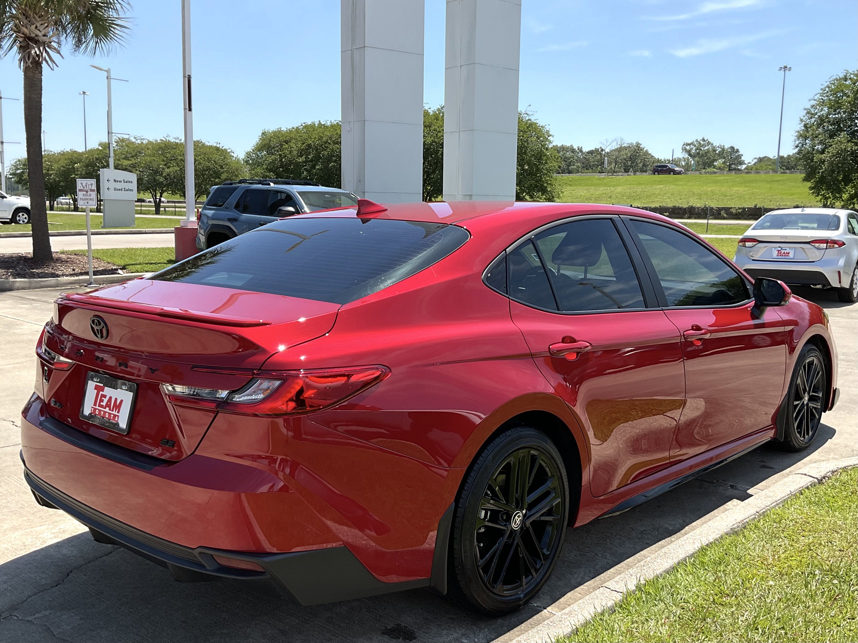 2025 Toyota CAMRY SE