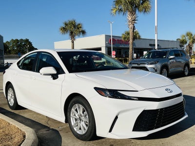 2025 Toyota CAMRY LE