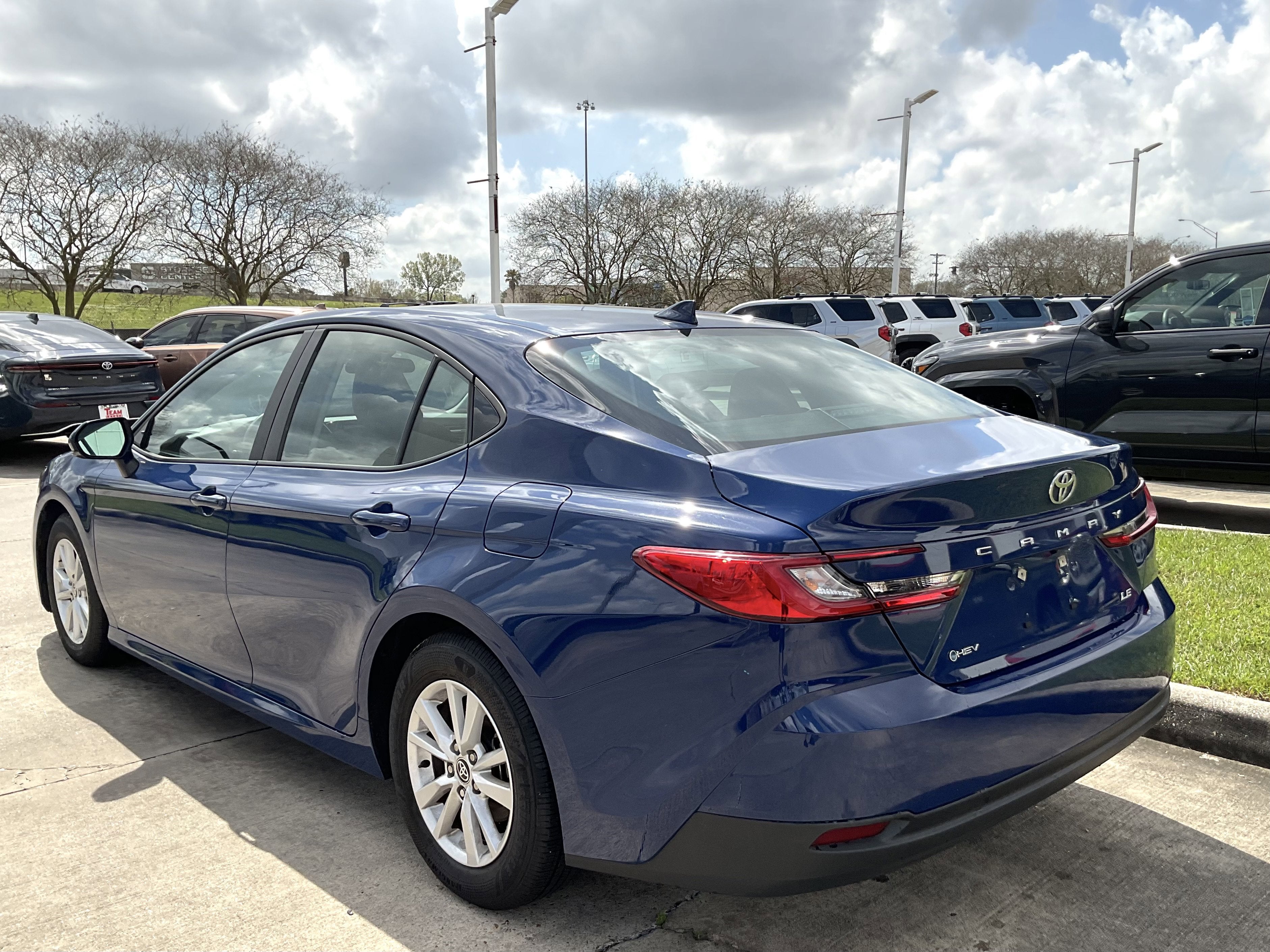 2025 Toyota CAMRY LE