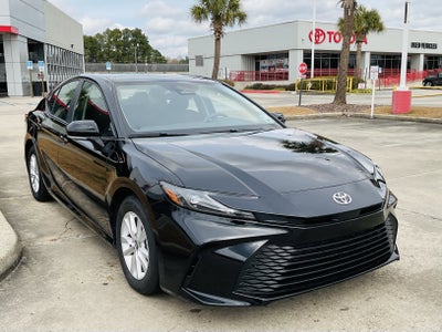2025 Toyota CAMRY LE