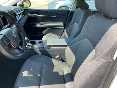 2025 Toyota CAMRY LE