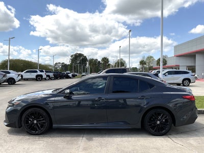 2025 Toyota CAMRY SE