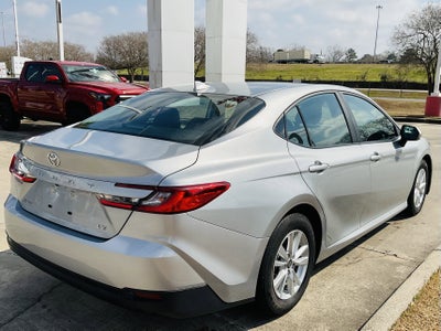 2025 Toyota CAMRY LE