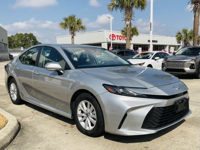 2025 Toyota CAMRY LE