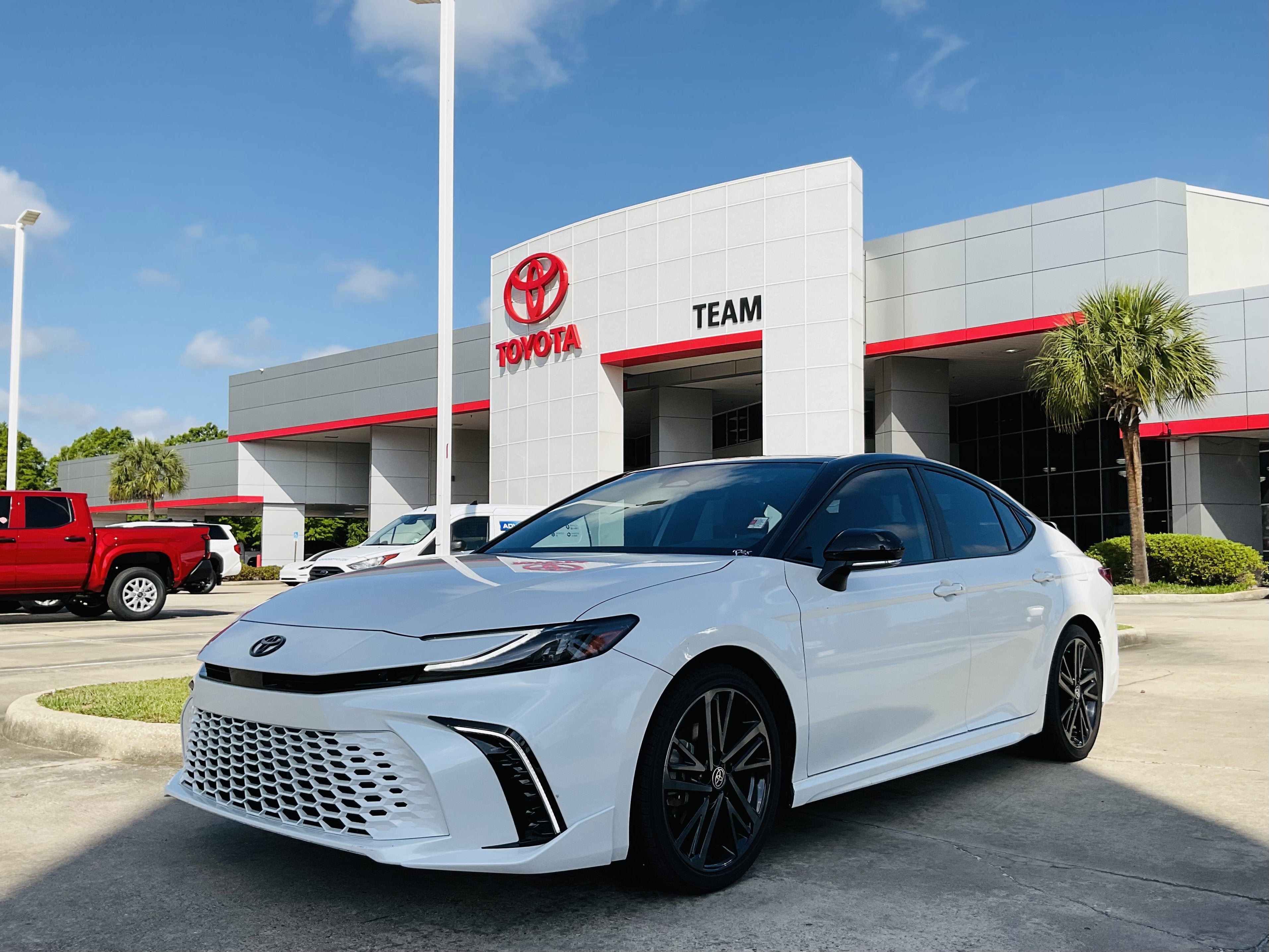 2025 Toyota CAMRY XSE