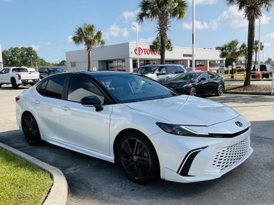 2025 Toyota CAMRY XSE