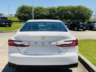 2025 Toyota CAMRY SE