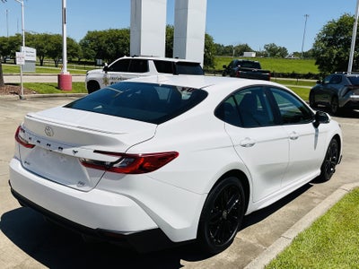 2025 Toyota CAMRY SE