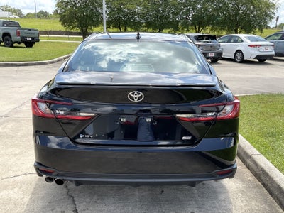 2025 Toyota CAMRY SE