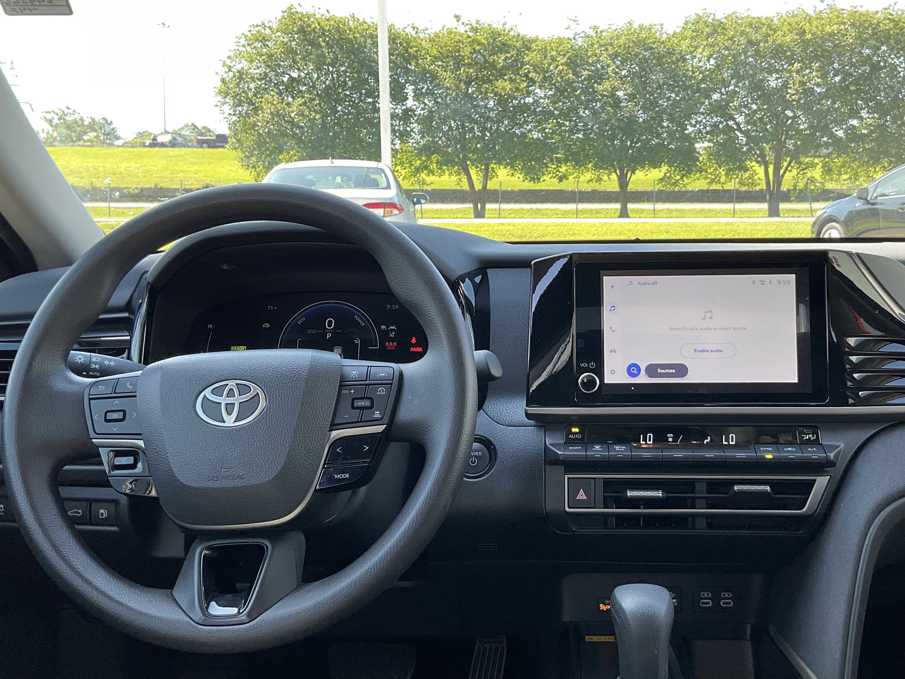2025 Toyota CAMRY LE