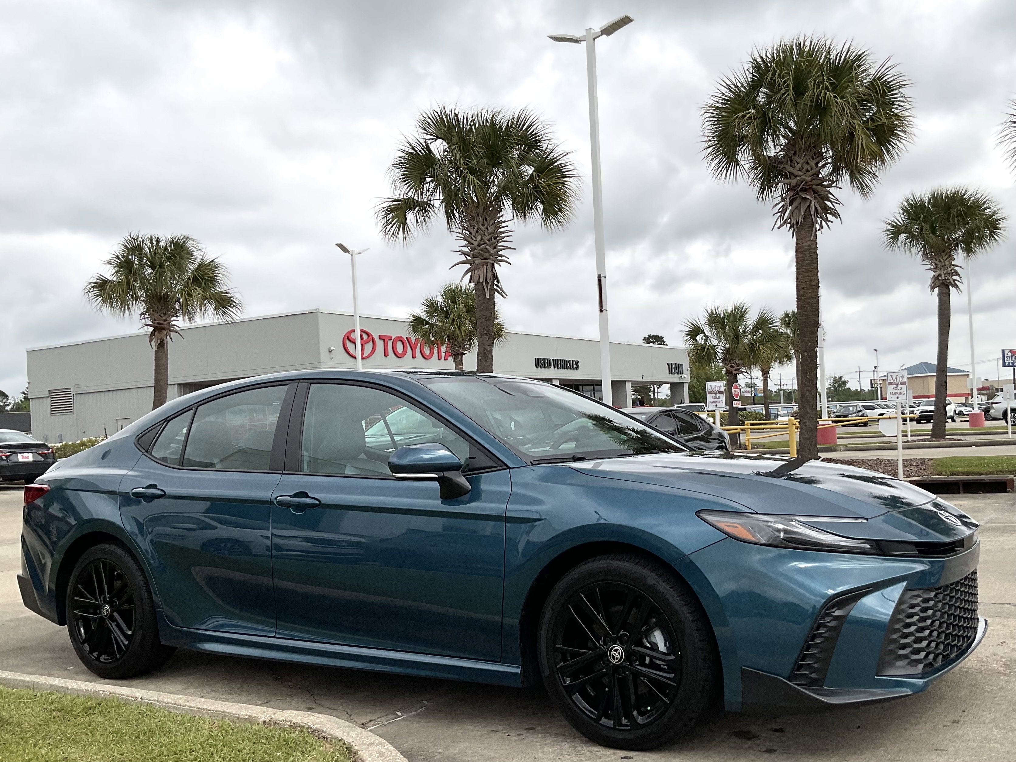 2026 Toyota CAMRY SE