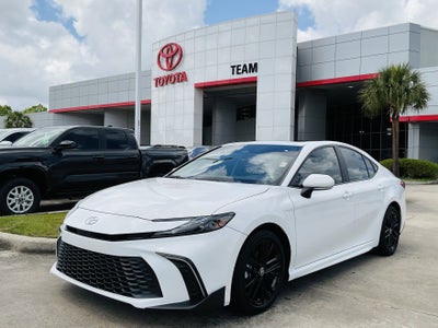 2025 Toyota CAMRY SE