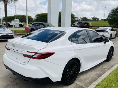 2025 Toyota CAMRY SE