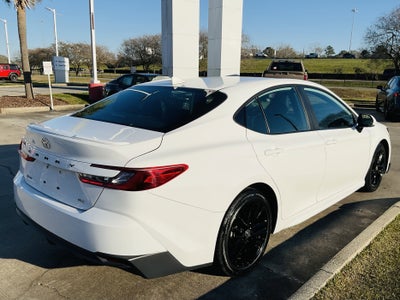2025 Toyota CAMRY SE
