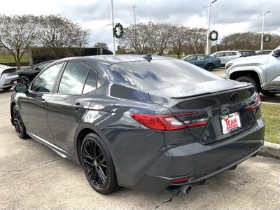 2025 Toyota CAMRY SE