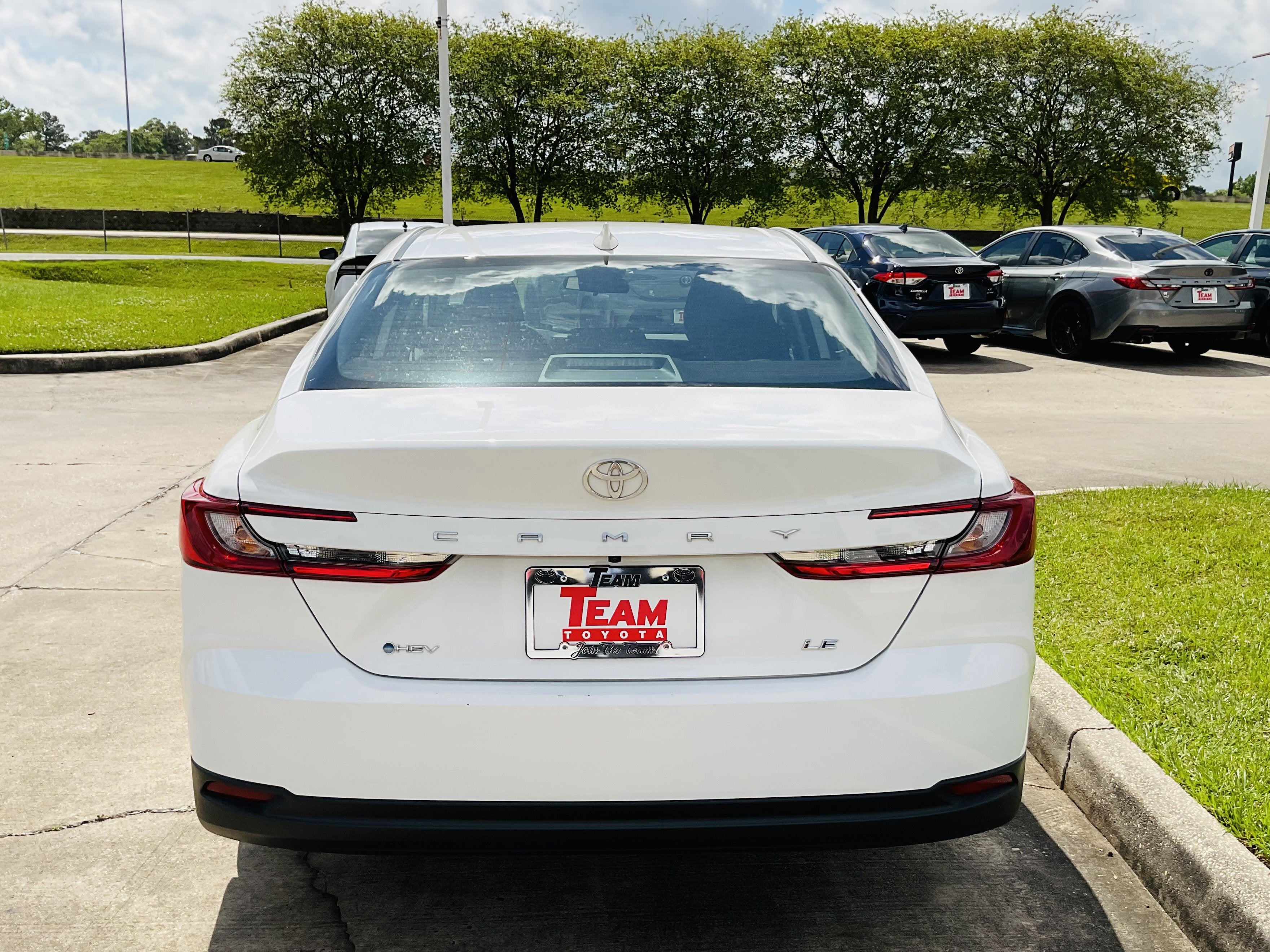 2025 Toyota CAMRY LE