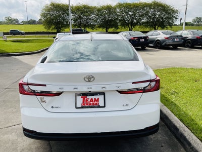 2025 Toyota CAMRY LE