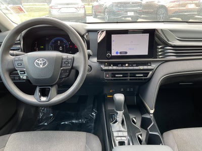 2025 Toyota CAMRY LE