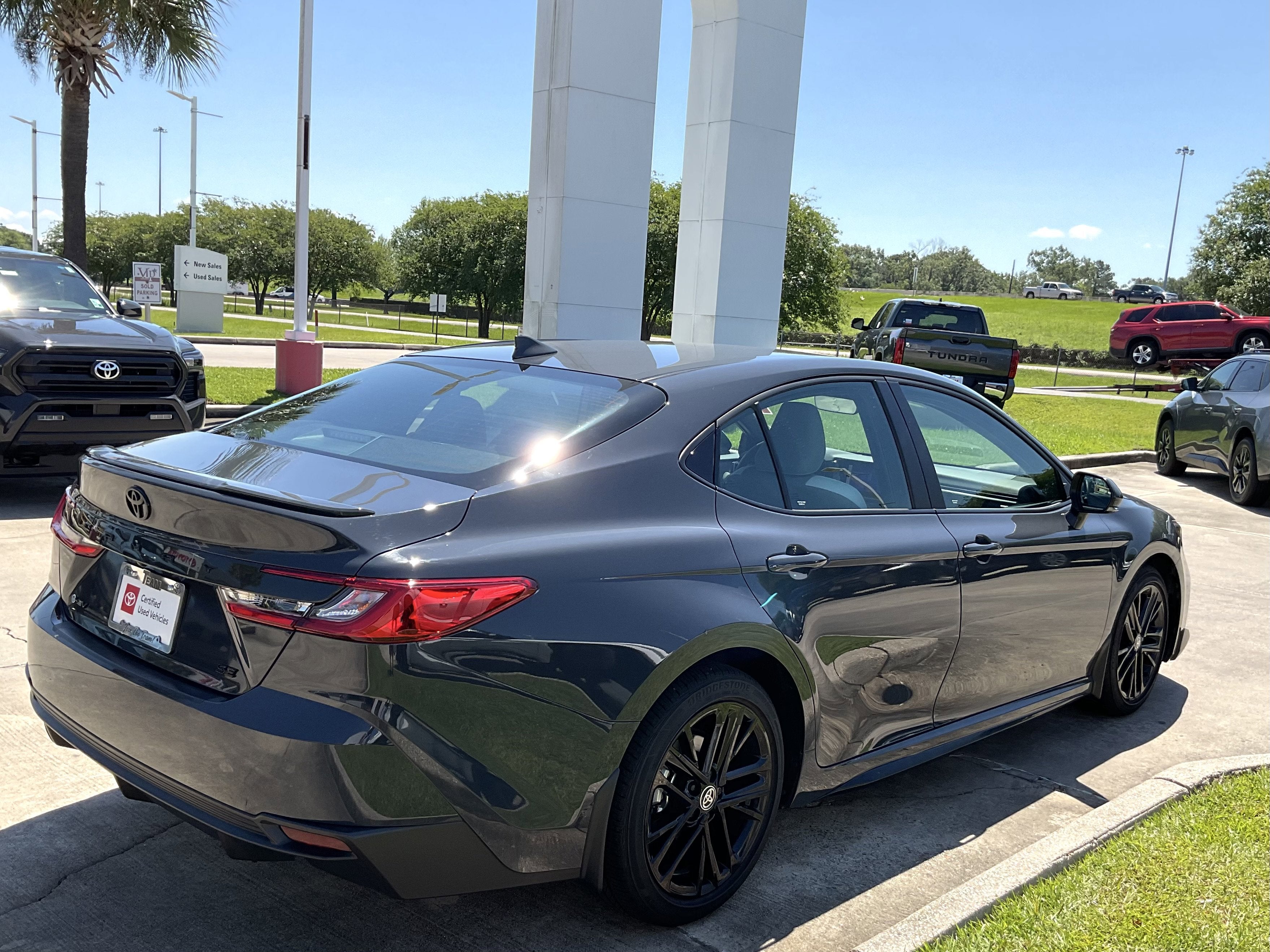 2025 Toyota CAMRY SE