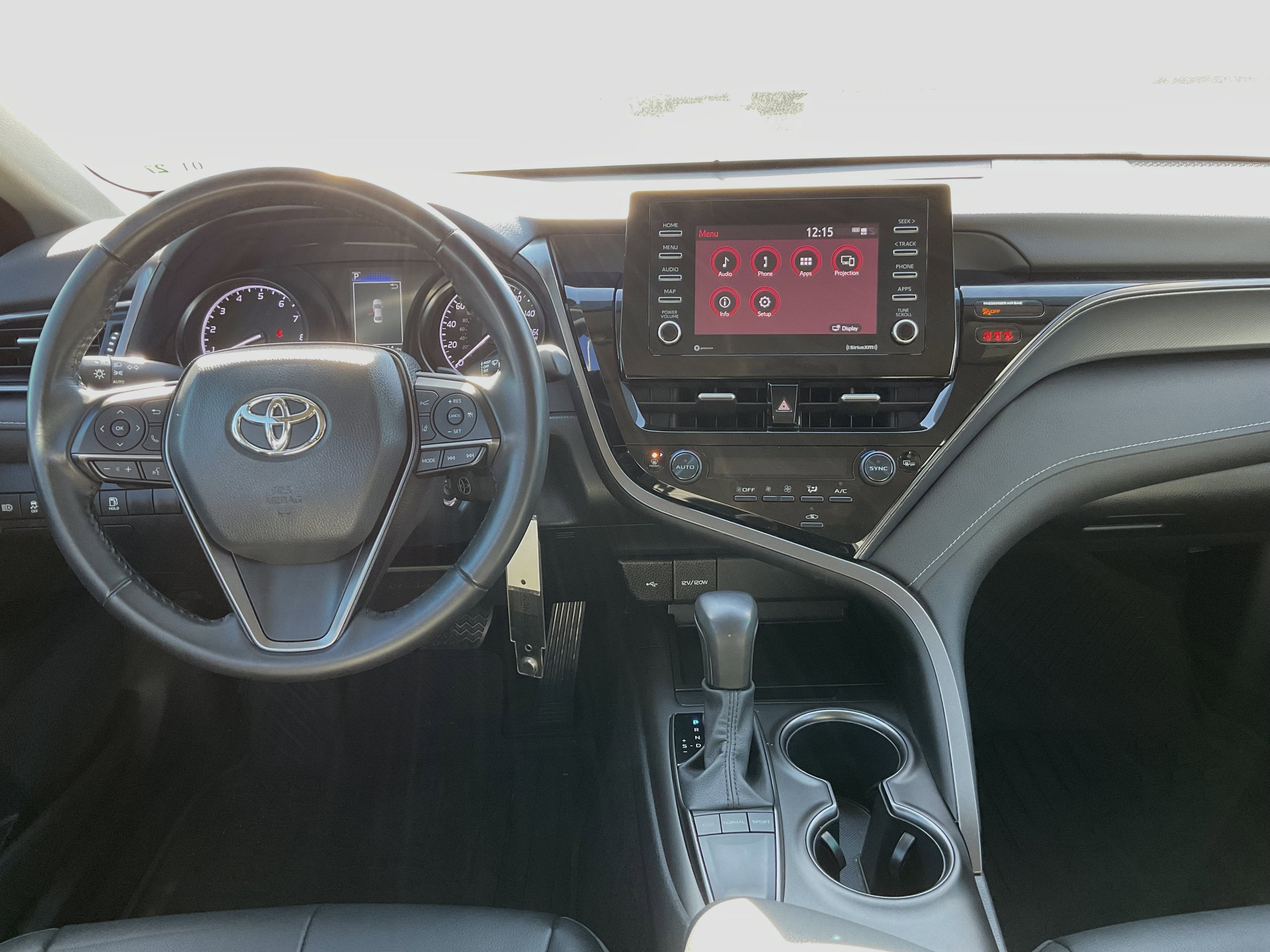 2023 Toyota CAMRY SE