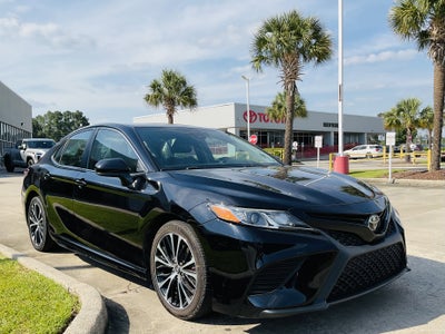 2020 Toyota CAMRY SE