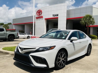 2024 Toyota Camry SE