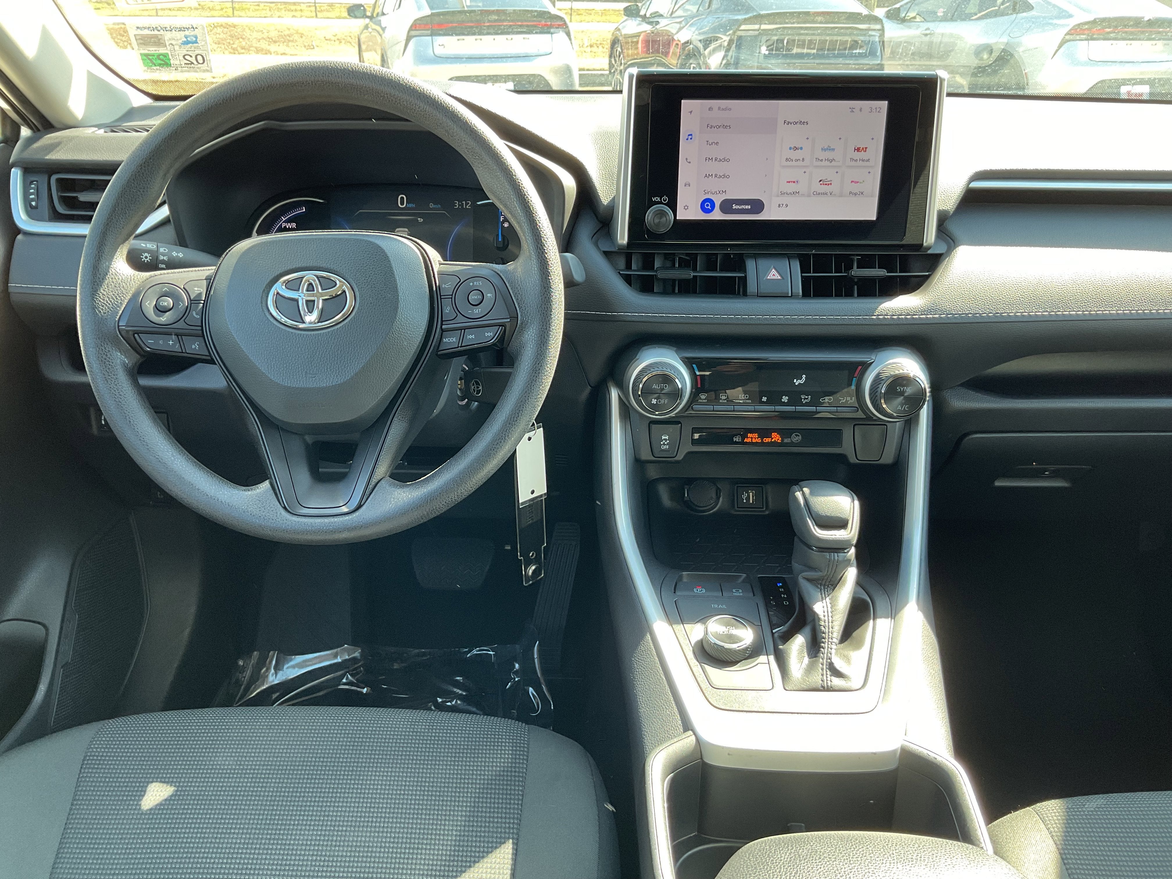 2025 Toyota RAV4 HYBRID Hybrid LE