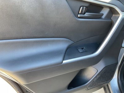 2025 Toyota RAV4 HYBRID Hybrid LE