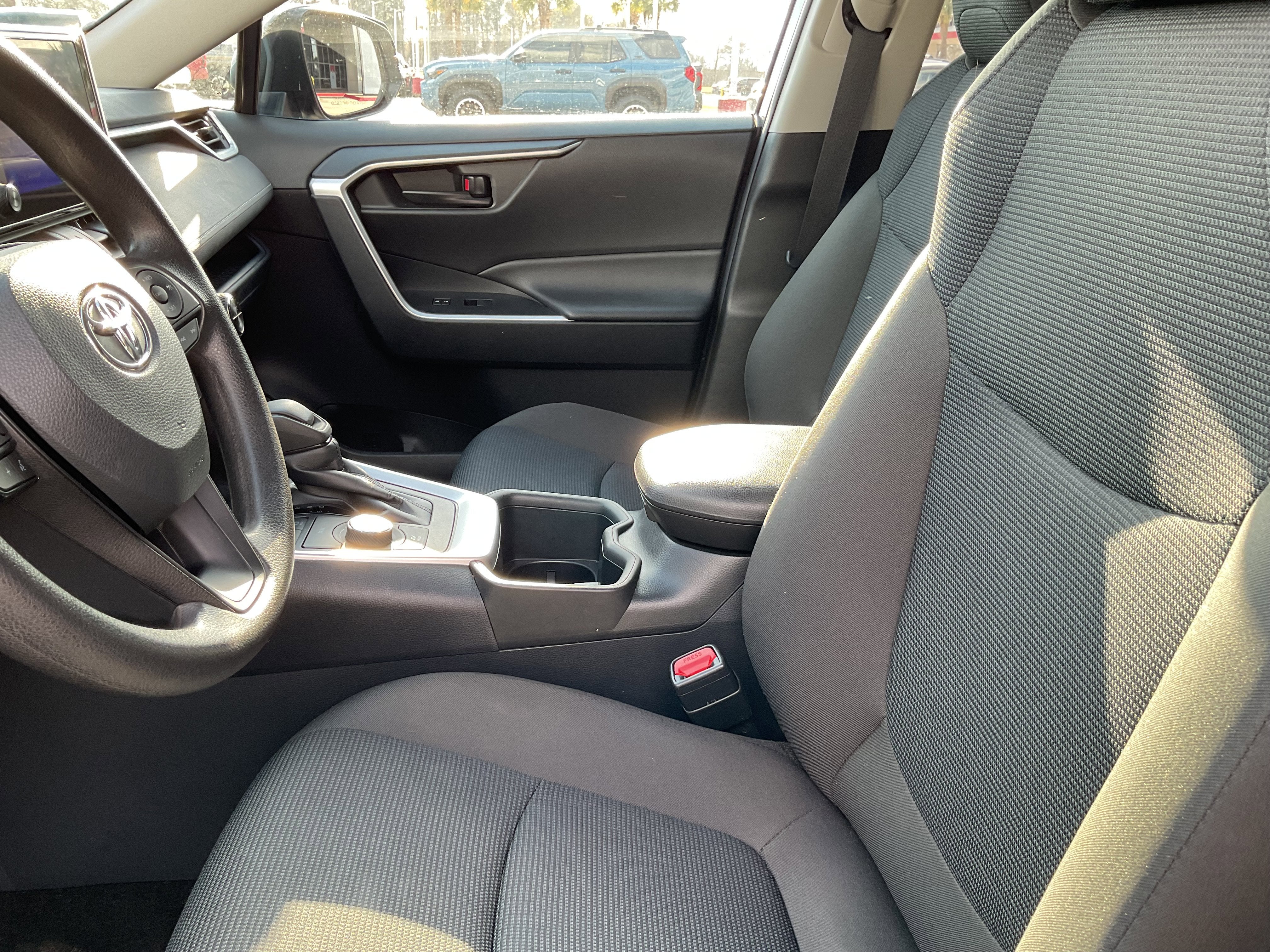 2025 Toyota RAV4 HYBRID Hybrid LE