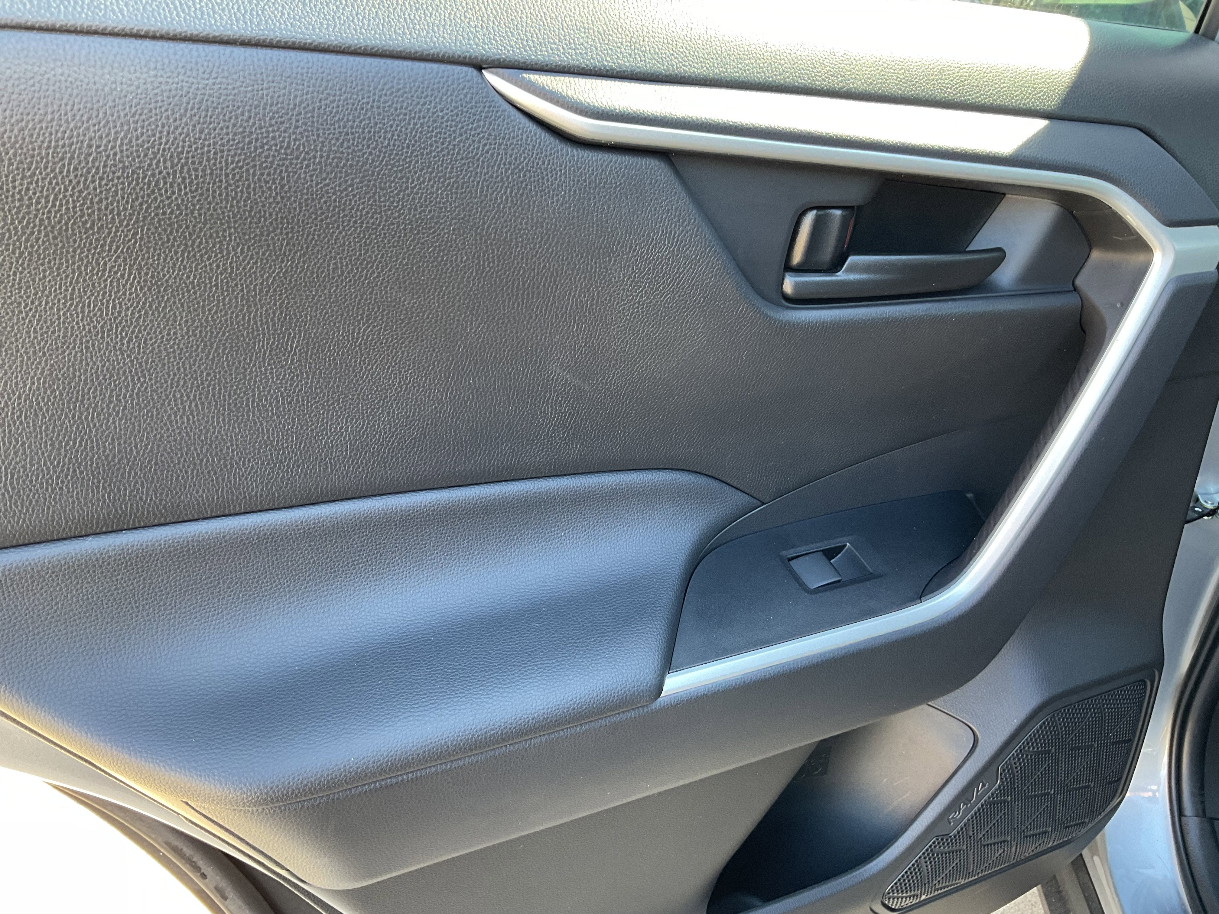 2025 Toyota RAV4 HYBRID Hybrid LE