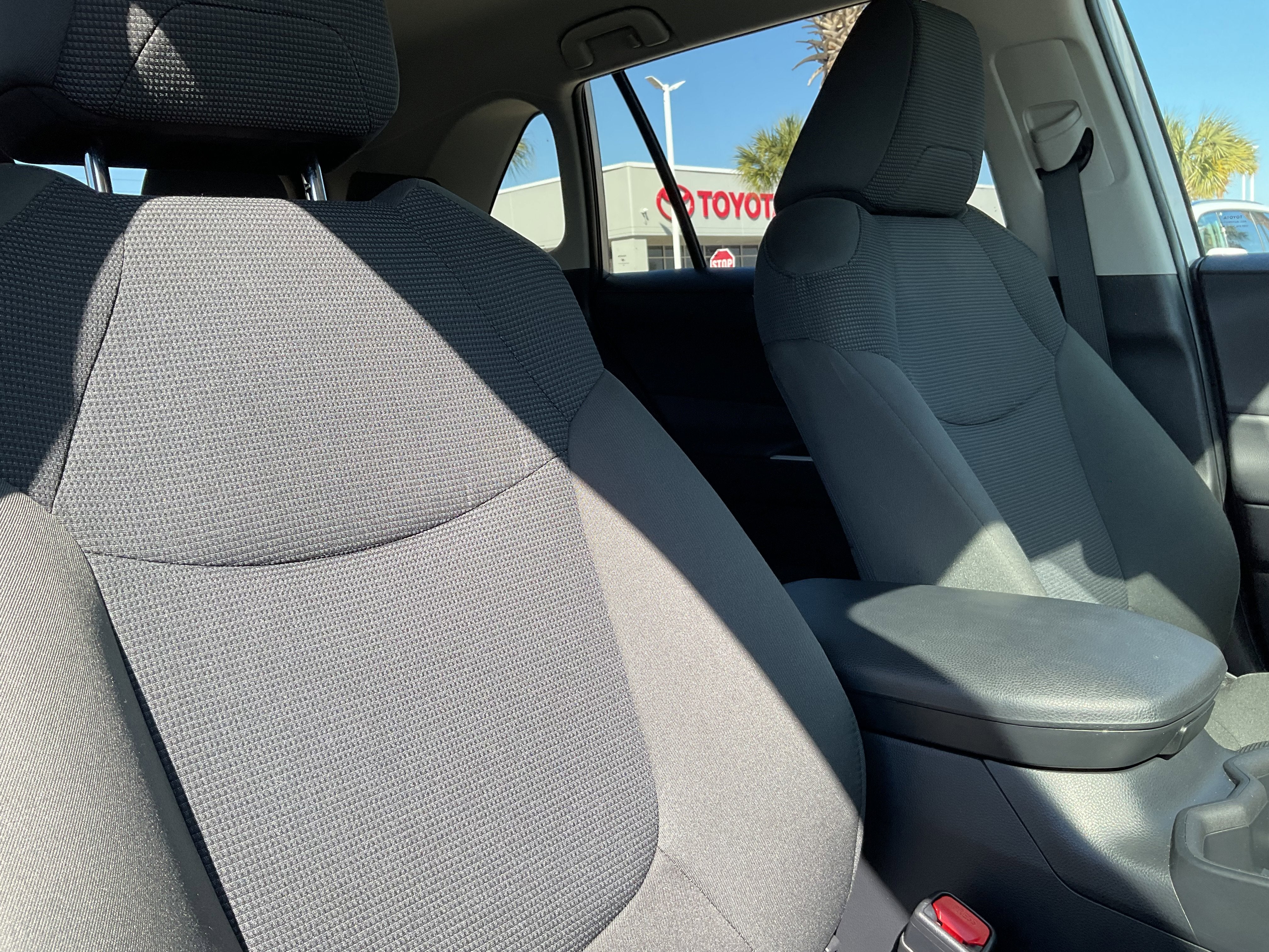 2025 Toyota RAV4 HYBRID Hybrid LE