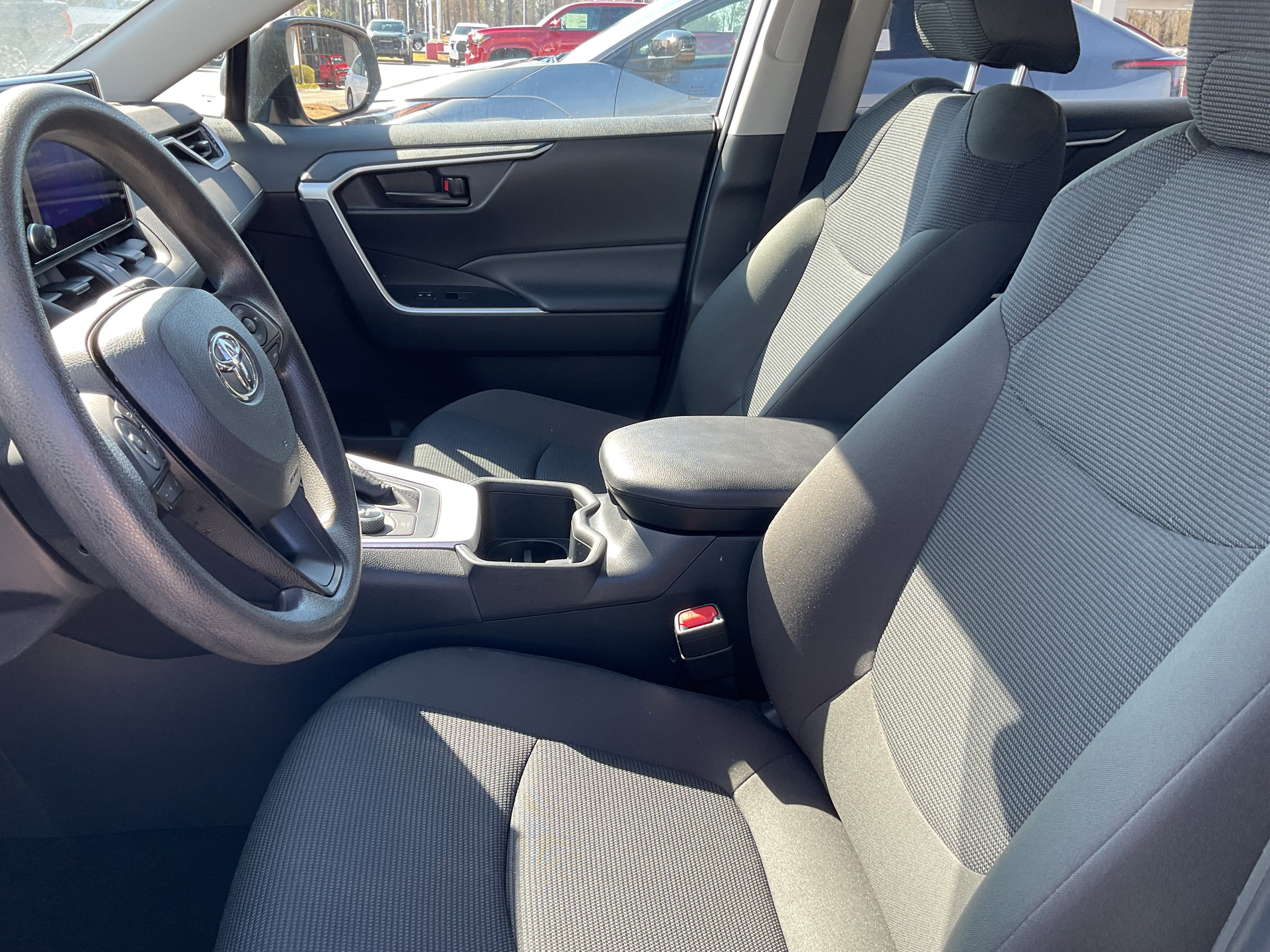 2025 Toyota RAV4 HYBRID Hybrid LE